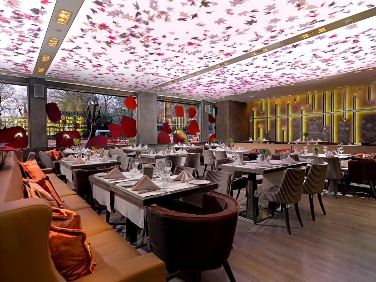 Radisson Blu Park Hotel Athens Ngoại thất bức ảnh Interior of the restaurant