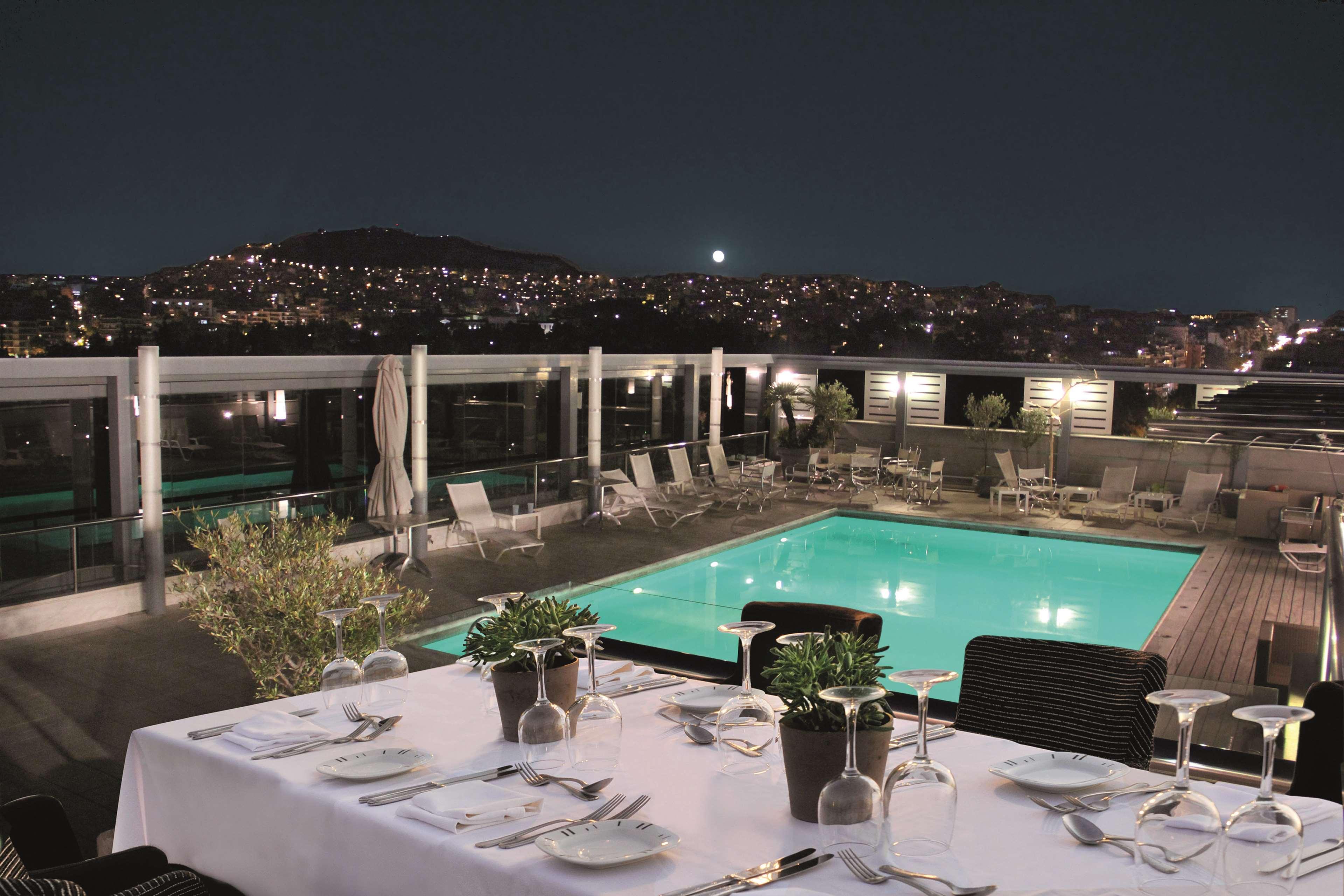 Radisson Blu Park Hotel Athens Ngoại thất bức ảnh The pool at the Westin Palace, Athens
