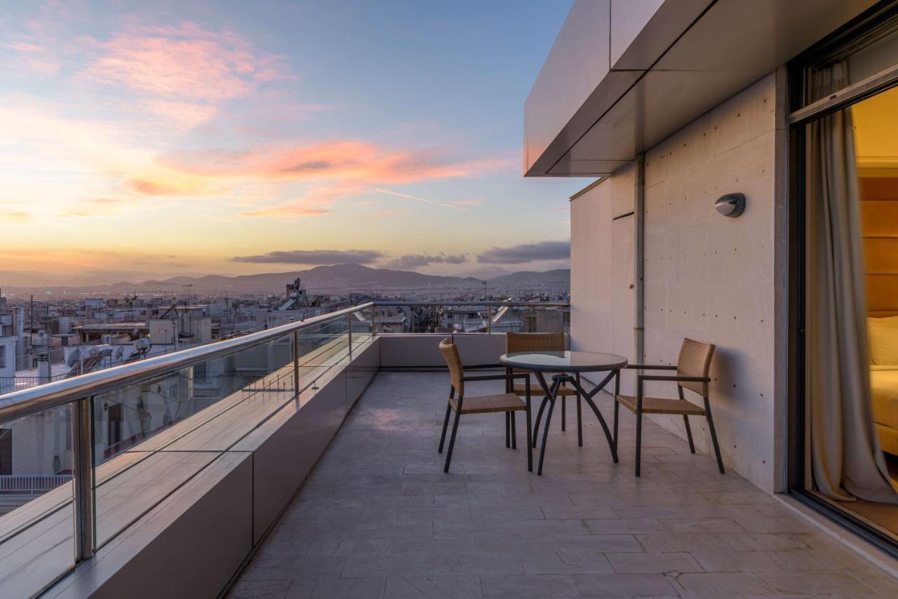 Radisson Blu Park Hotel Athens Ngoại thất bức ảnh A balcony in Athens, Greece